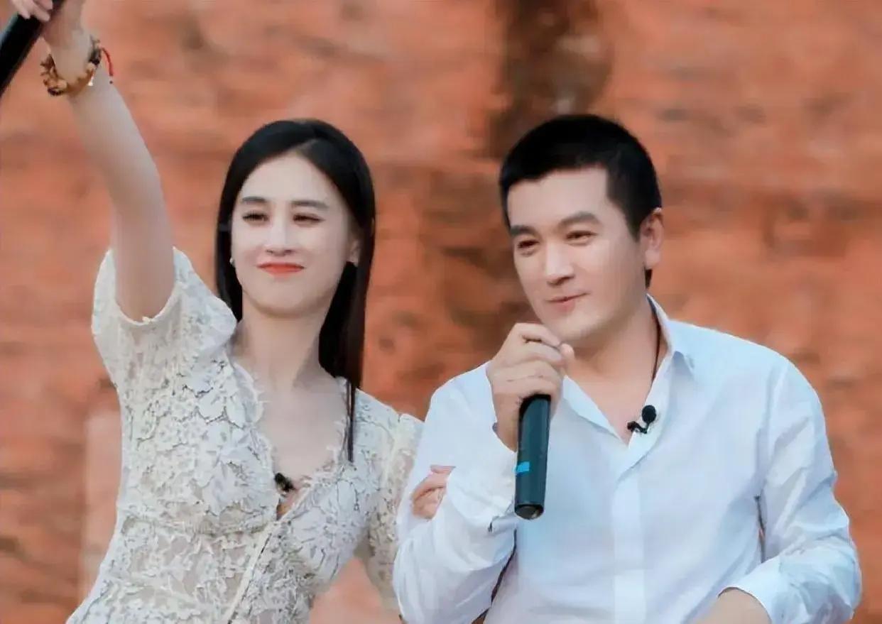 揭秘黄圣依和杨子婚姻稳固背后的科技力量，最新高科技产品如何助力他们的关系？