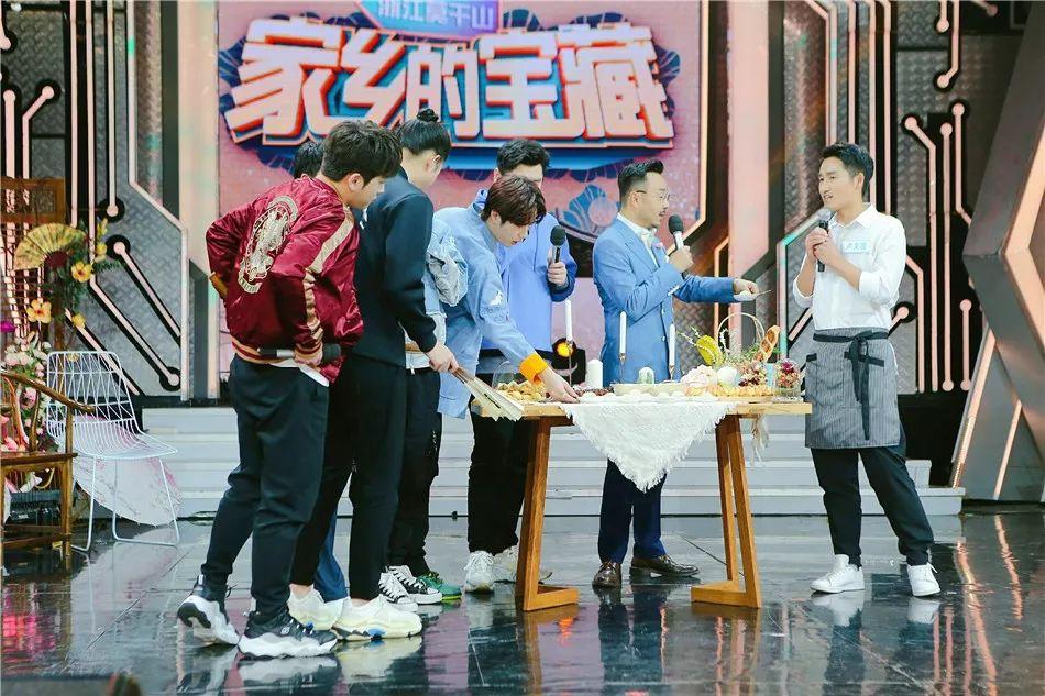 新智能制造车间，小巷中的未来制造宝藏，探索无限可能性