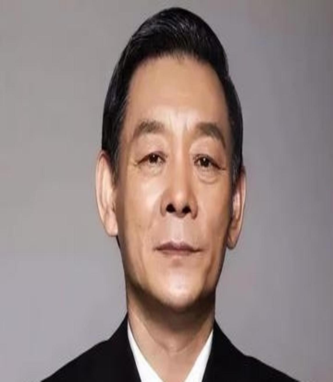 三月购入金条的95后女生，黄金投资与心灵之旅的双重收获，赚取丰厚收益的同时享受旅行乐趣。