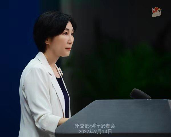 关于香港获评为最自由经济体的外交部回应
