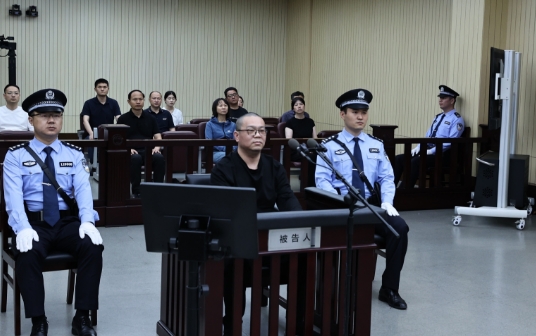 中粮集团原副总经理周政受审，心灵与自然的交织之旅