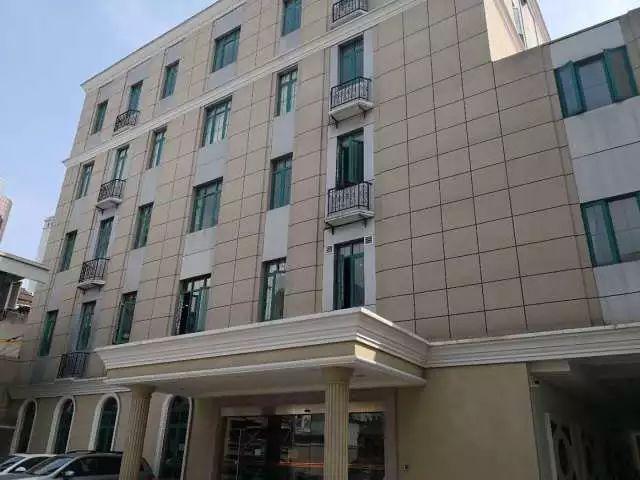 全国城市取消首二套房区分，小巷风情小店探秘