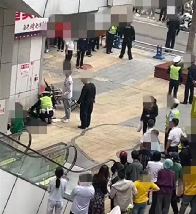 四川安岳两名交警遭袭击受伤事件，背景、过程与影响分析