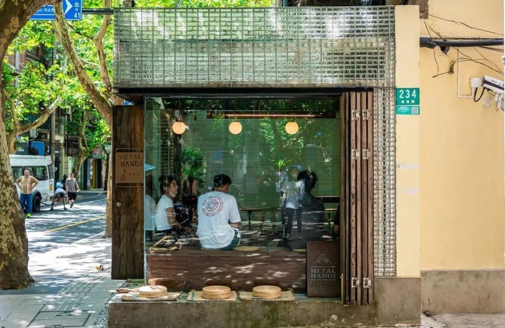 足力健最新版，小巷中的隐藏宝藏，开启特色小店的奇妙探索之旅