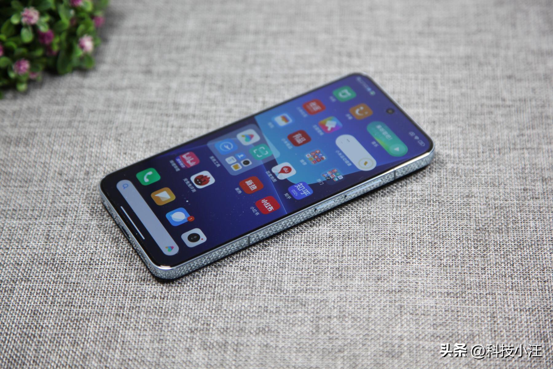 小米全新旗舰手机系列介绍，领略科技巅峰之作，最新款小米手机一览