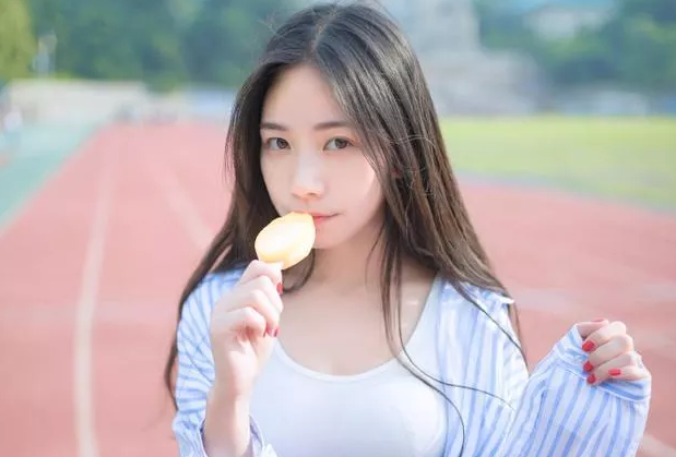 全新升级神器，拣个校花做老婆——科技引领的爱情新生活！