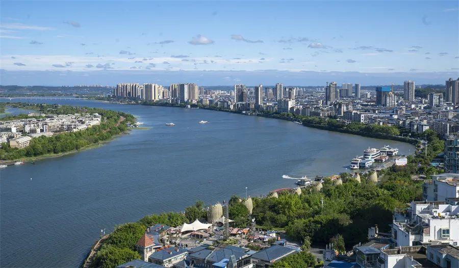 自信成就未来之路