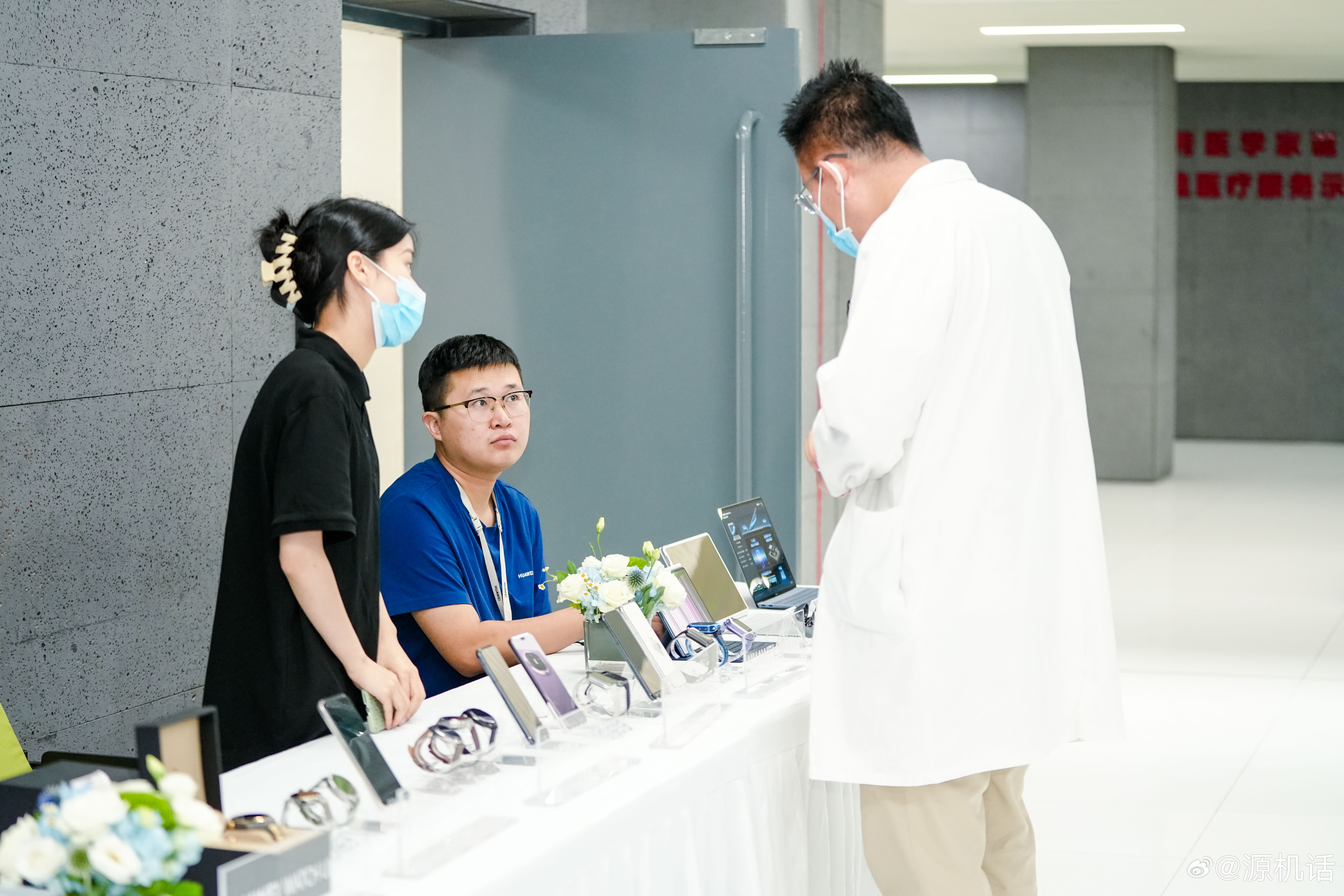 小医最新科技重塑医疗体验，让生活更美好的未来医疗展望