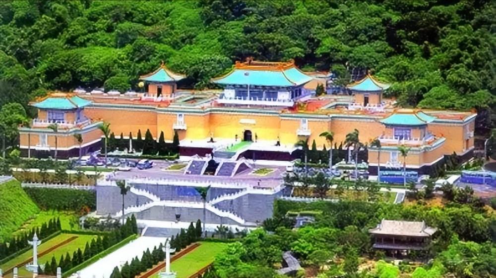 故宫最新纪录片，日常与友情的时空穿越之旅
