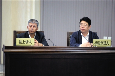 最新龙湾区副区长,最新龙湾区副区长的日常趣事与友情纽带
