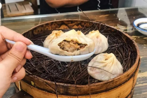 小巷中的隐秘美食天堂，最新宠夫决绝探店记