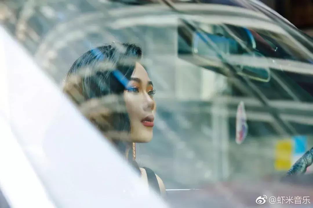 袁娅维最新动态，音乐之路的多元发展及其影响力