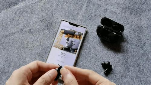 AirPods Pro最新固件版本详解，功能更新与观点阐述