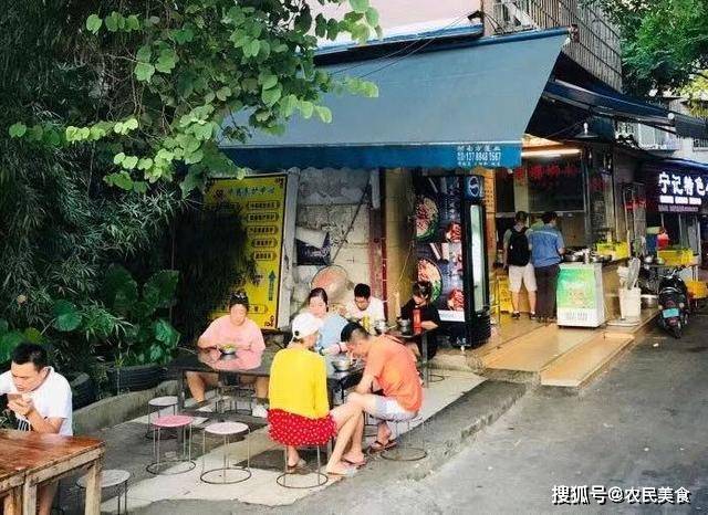 探秘小巷中的独特风味，一家隐藏版特色小店——最新青年的潮流聚集地