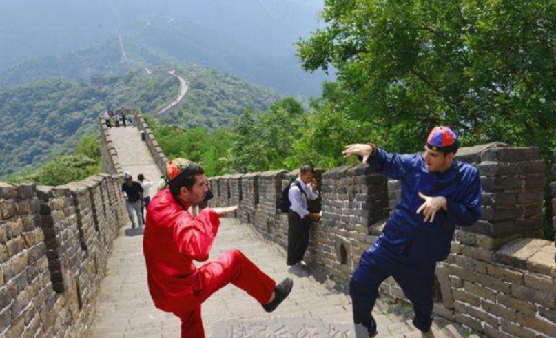 印度与中国的最新动态，变化、学习、自信与成就的交汇舞台