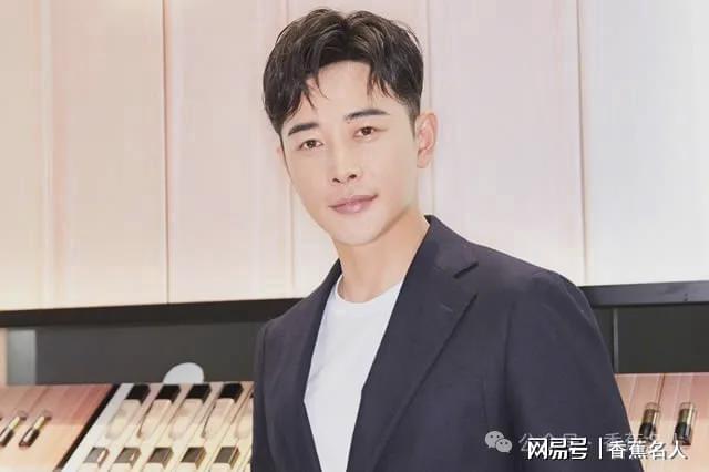 秦瑞，星光熠熠的影视新星