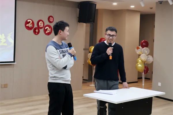 容谦沐夏新篇章，学习变革，自信成就梦想之路