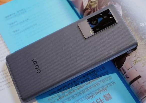 揭秘2021手机性能排行榜，小巷中的隐藏瑰宝