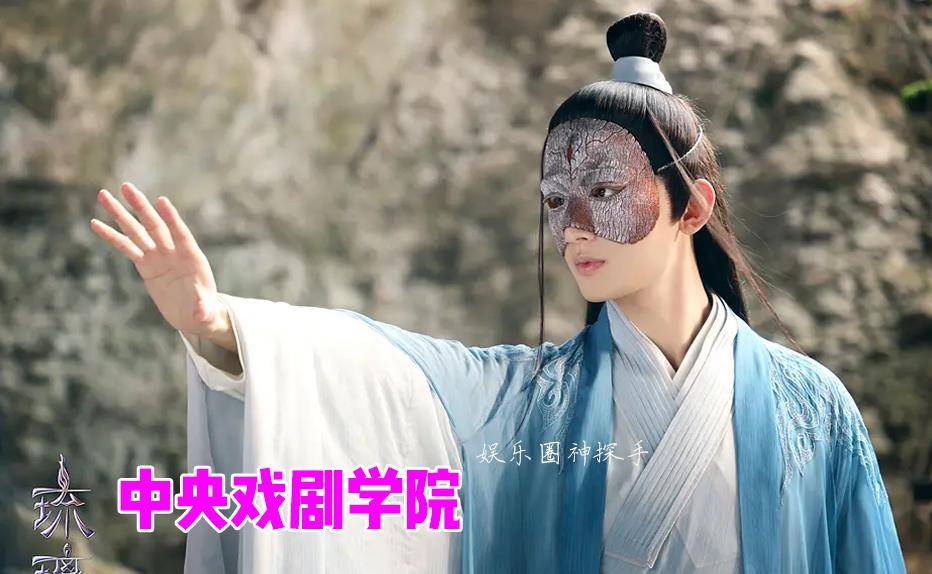 演员安吉斯，耀眼之星的光芒之路